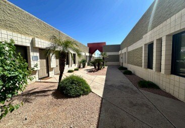 4435-4455 E Broadway Rd, Mesa, AZ à louer - Photo du bâtiment - Image 2 de 6
