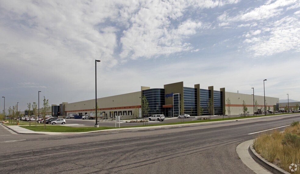 1635 S 5070 W, Salt Lake City, UT for lease - Primary Photo - Image 1 of 6