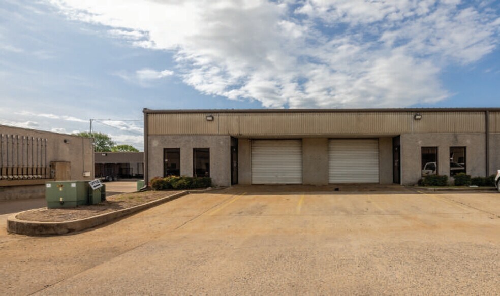 6333 S Peoria Ave, Tulsa, OK à vendre - Photo du bâtiment - Image 3 de 10