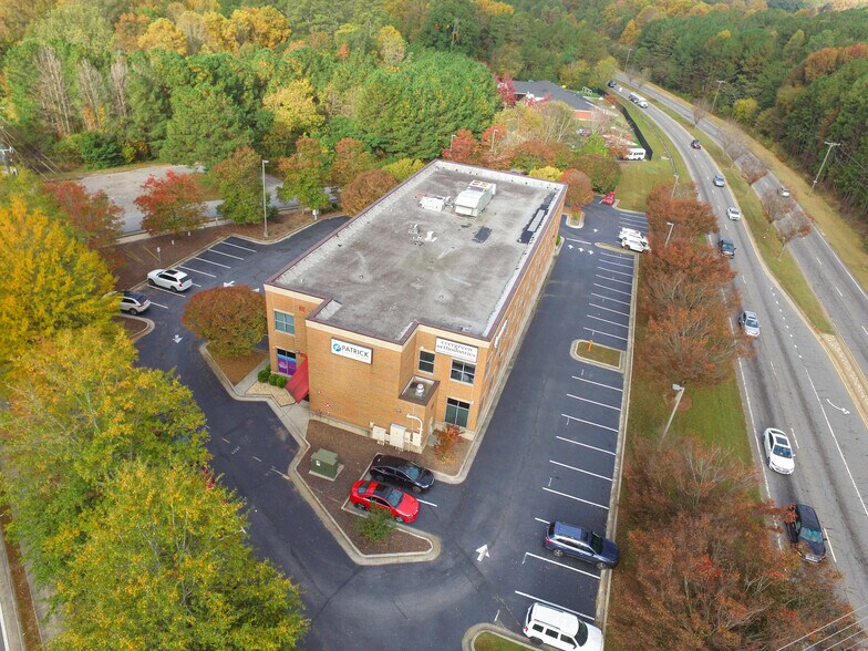 4480 N Cooper Lake Rd, Smyrna, GA à vendre - Photo du bâtiment - Image 3 de 13