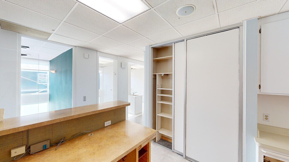 141 Camino Alto, Mill Valley, CA à louer - Photo du bâtiment - Image 3 de 13