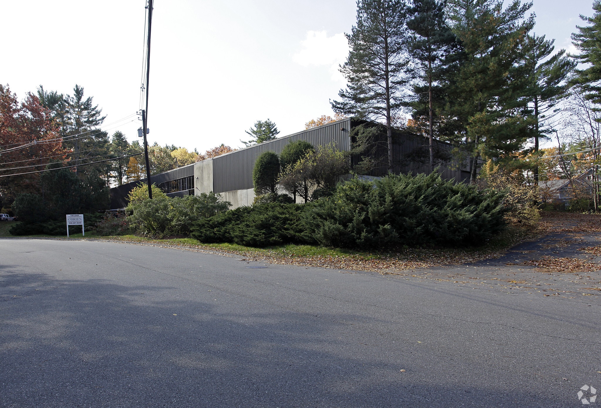 11 Brent Dr, Hudson, MA for sale Primary Photo- Image 1 of 9