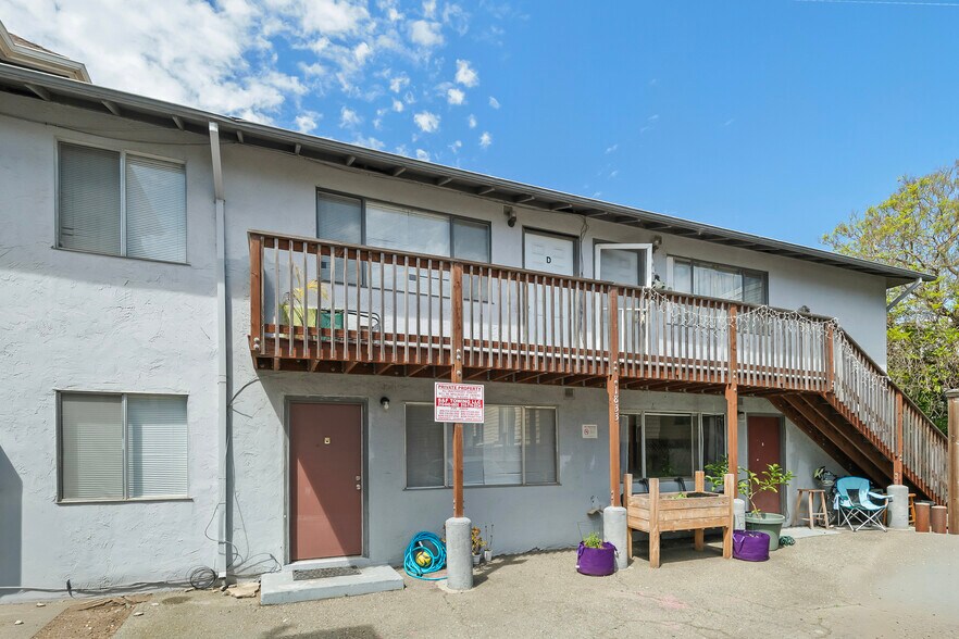 1833 Clinton Ave, Alameda, CA à vendre - Photo du bâtiment - Image 2 de 22