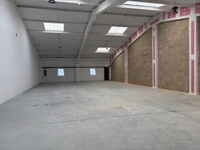 Laundry Rd, Minster for lease Interior Photo- Image 2 of 4