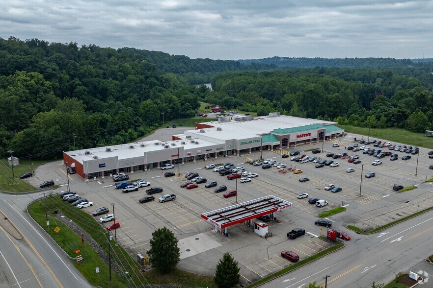 800-840 Vanderbilt Rd, Connellsville, PA à vendre - Aérien - Image 2 de 4