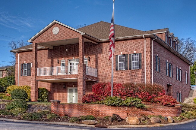 101 Dalton Place Way, Knoxville, TN à louer - Photo du bâtiment - Image 2 de 9