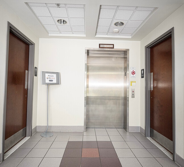 9635 Philadelphia Rd, Baltimore, MD for lease - Building Photo - Image 2 of 15