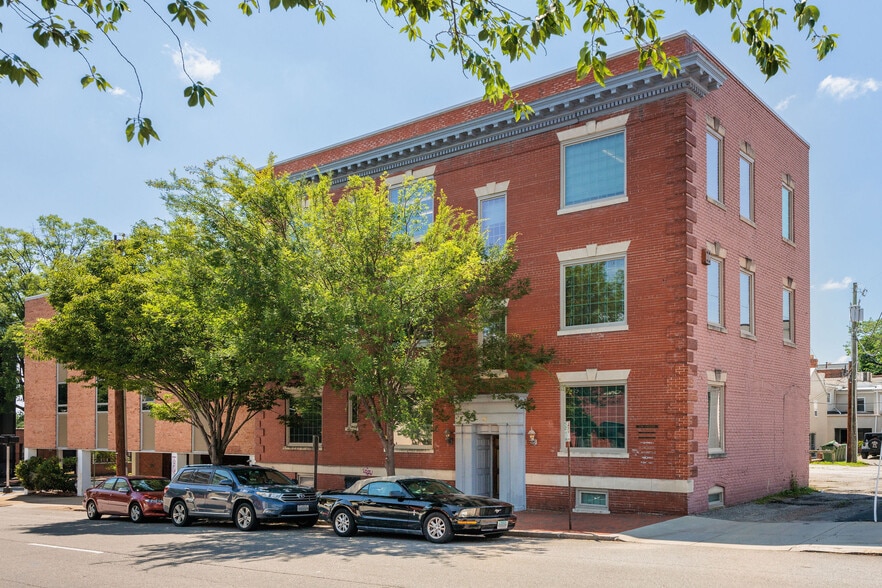 16 S 2nd St, Richmond, VA à louer - Photo du bâtiment - Image 2 de 28
