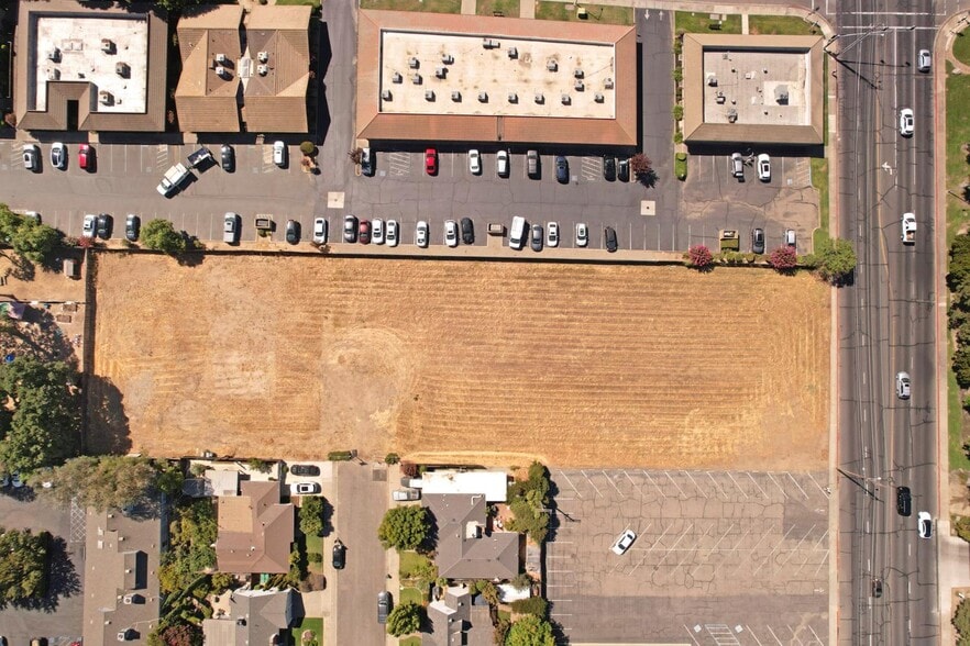 380 S Sunset Dr, Lodi, CA for sale - Building Photo - Image 1 of 9