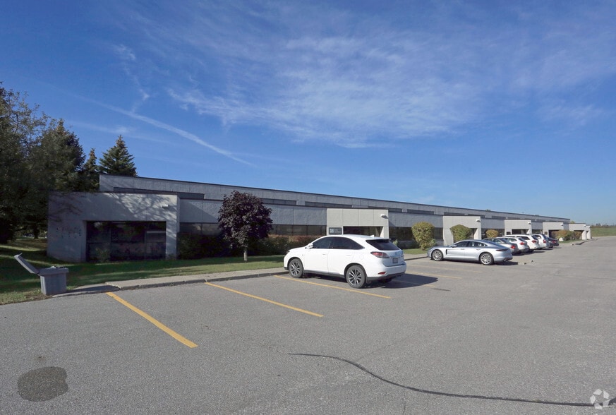 50 Valleywood Dr, Markham, ON for lease - Building Photo - Image 2 of 5
