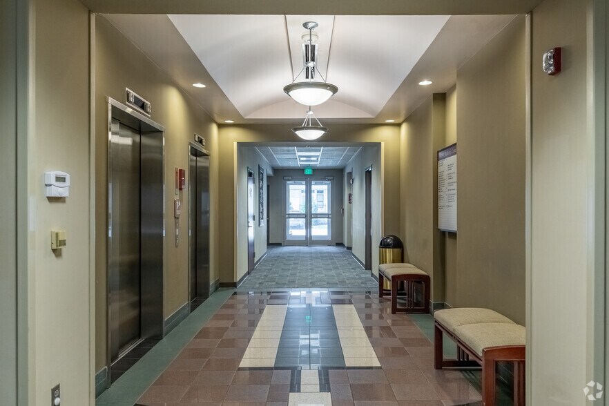 1909 Mallory Ln, Franklin, TN à louer - Hall d’entrée - Image 2 de 22