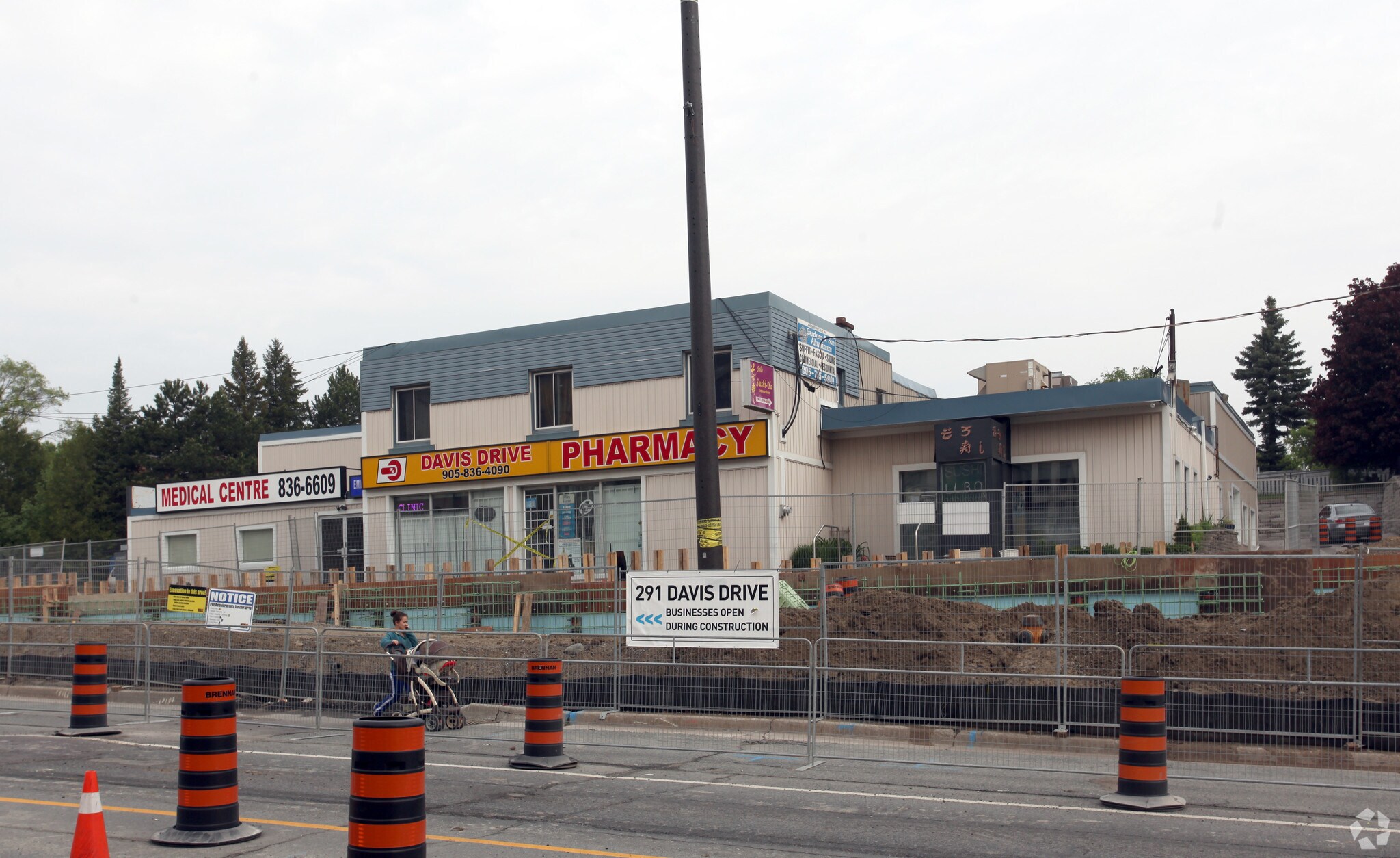 291 Davis Dr, Newmarket, ON à vendre Photo principale- Image 1 de 1