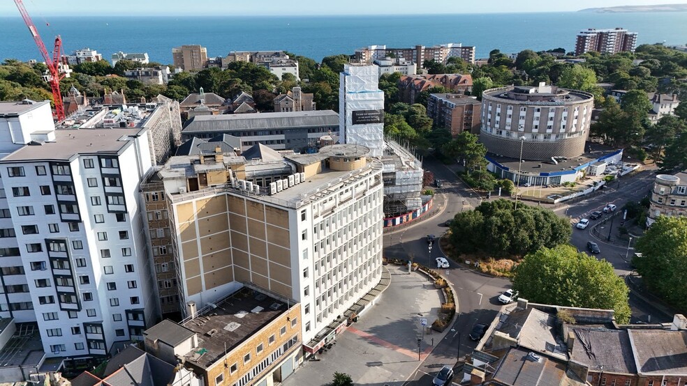 Holdenhurst Rd, Bournemouth for sale - Building Photo - Image 2 of 37