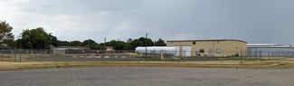 Plus de détails pour 1416 Twin Oaks St, Wichita Falls, TX - Industriel à louer
