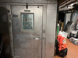 Plus de détails pour 133 Glen Head Rd, Glen Head, NY - Commerce de détail à louer