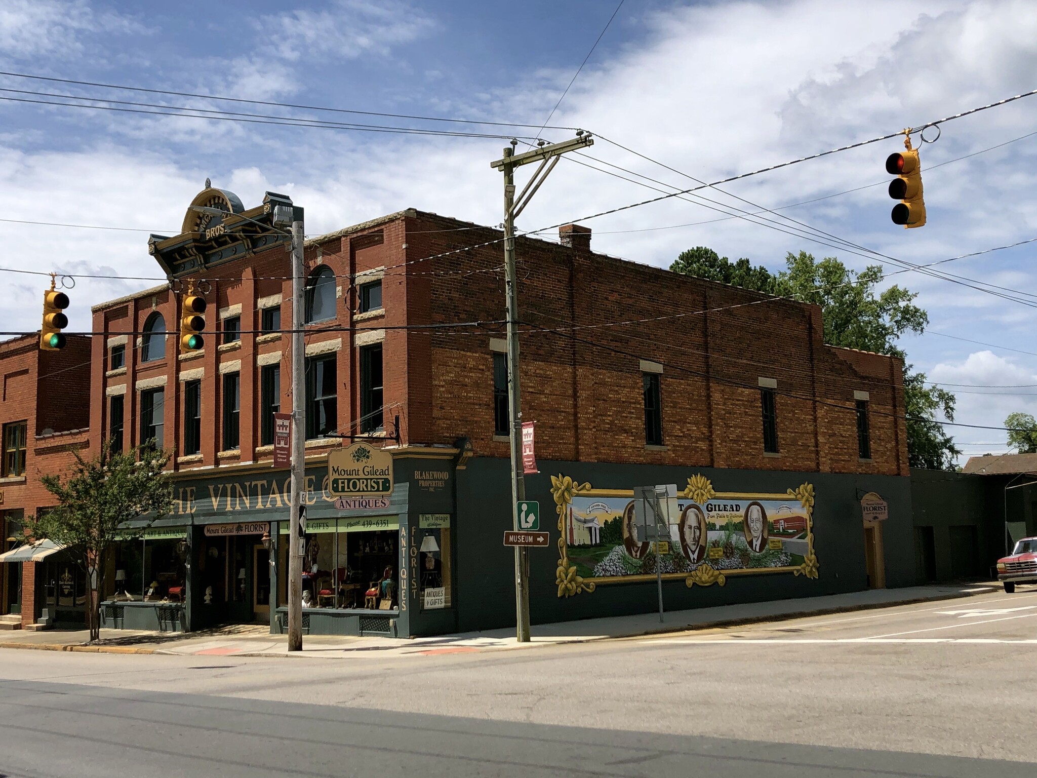 100 S Main St, Mount Gilead, NC for sale Building Photo- Image 1 of 1