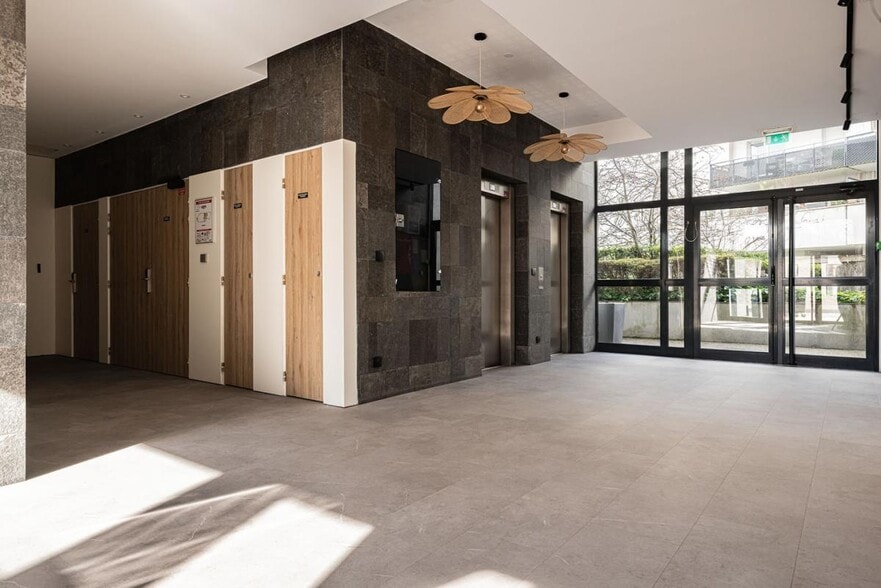 63 Rue André Bollier, Lyon à vendre - Hall d’entrée - Image 2 de 7
