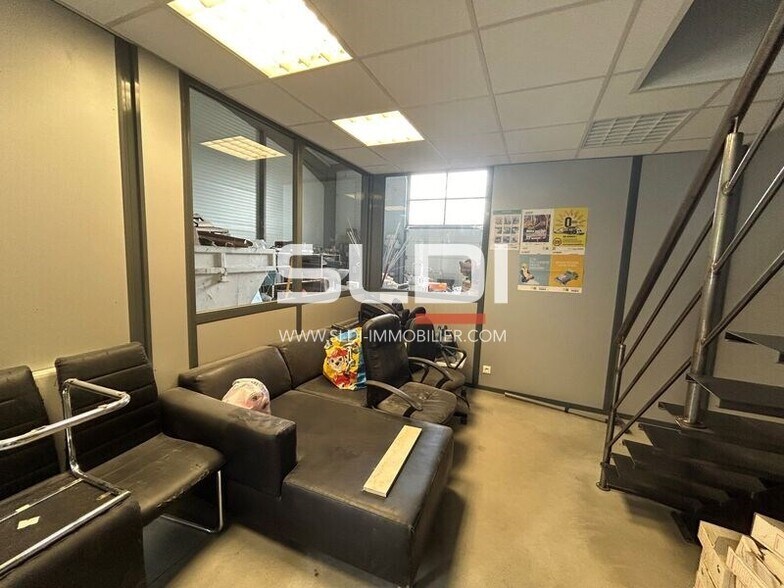 Impasse Du Sermoraz, Beynost for lease - Interior Photo - Image 3 of 5