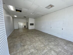 8048 Vineland Ave, Sun Valley, CA for lease Building Photo- Image 1 of 4