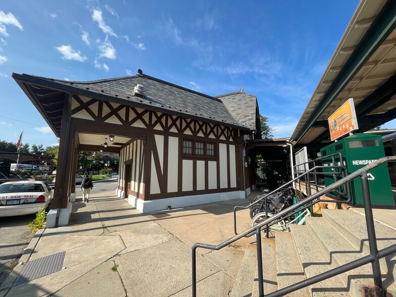 1 Fenimore Ave, Hartsdale, NY for lease - Building Photo - Image 3 of 6