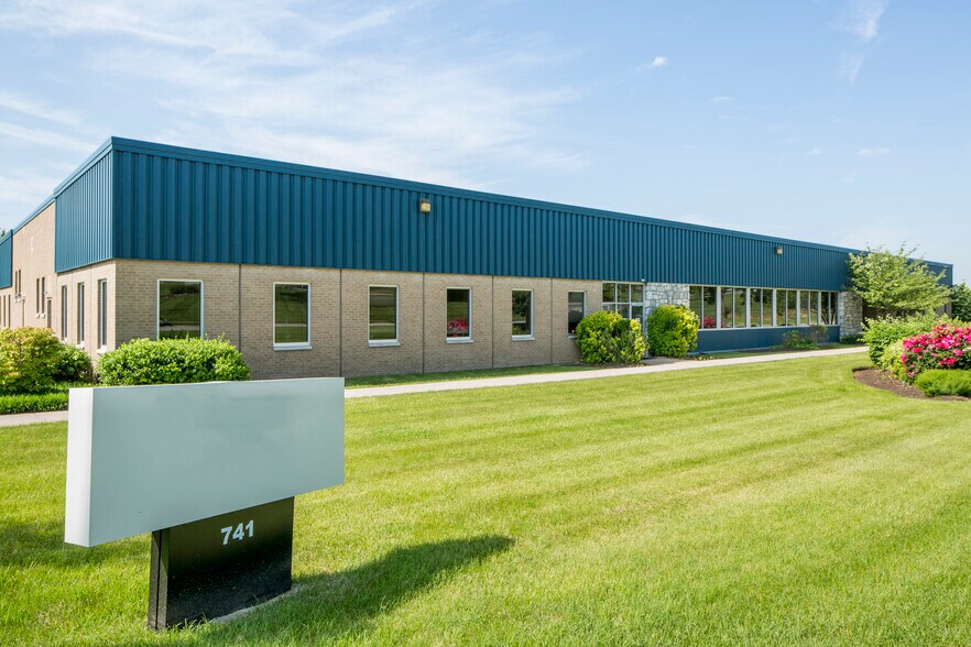 741 3rd Ave, King Of Prussia, PA à louer - Photo du bâtiment - Image 1 de 3