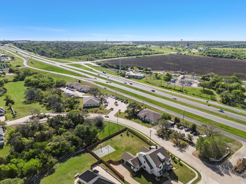 15190 Badger Ranch Blvd, Woodway, TX à vendre - Photo du bâtiment - Image 2 de 6
