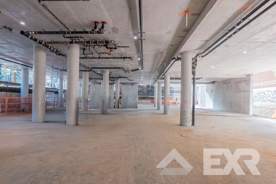 11-14 35th Ave, Long Island City, NY à louer - Photo intérieure - Image 2 de 8