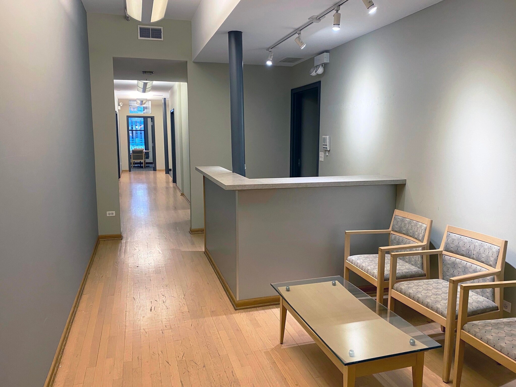 100 W Kinzie St, Chicago, IL for lease Interior Photo- Image 1 of 4