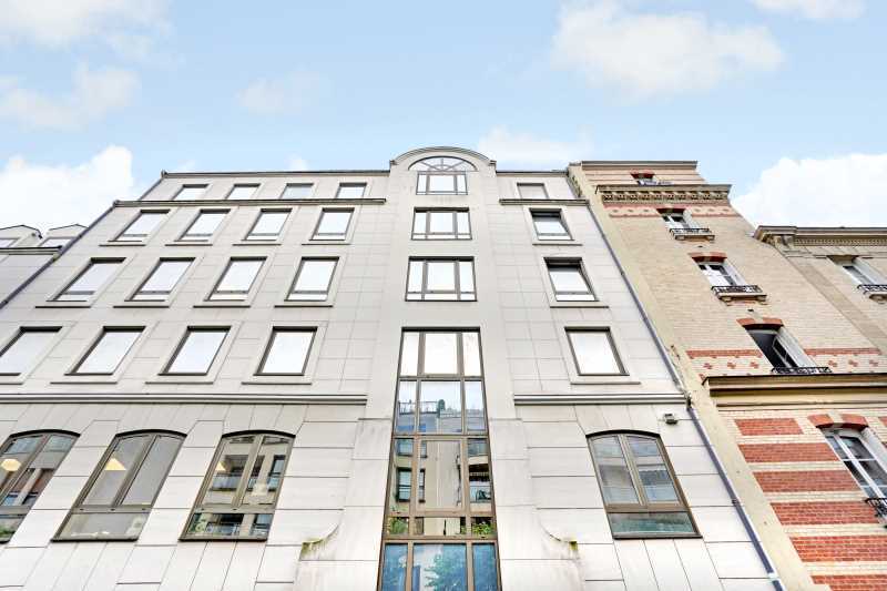 Office in Neuilly-sur-Seine for lease - Building Photo - Image 2 of 14