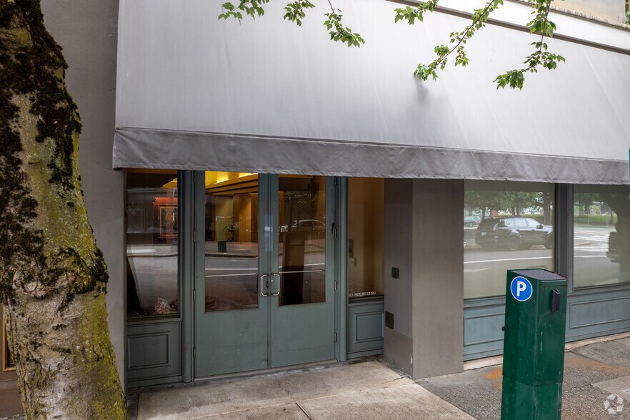 55 SW Yamhill St, Portland, OR à louer - Photo du bâtiment - Image 3 de 27