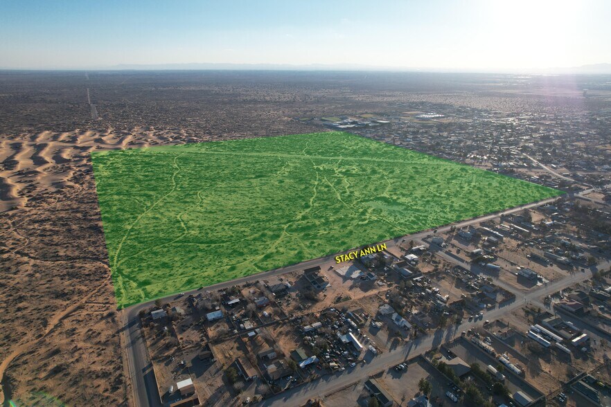 15000 Stacy Ann Dr, El Paso, TX à vendre - Photo du bâtiment - Image 2 de 8