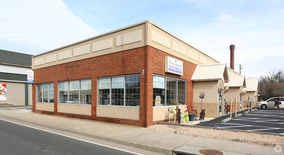 202 England St, Ashland, VA à louer - Photo du bâtiment - Image 2 de 6