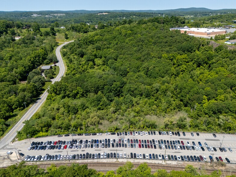 4-10 Independent Way, Brewster Village, NY à vendre - Aérien - Image 2 de 9