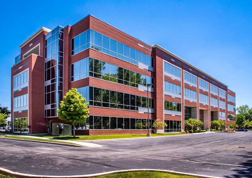 9998 Crosspoint Blvd, Indianapolis, IN for lease - Building Photo - Image 2 of 2