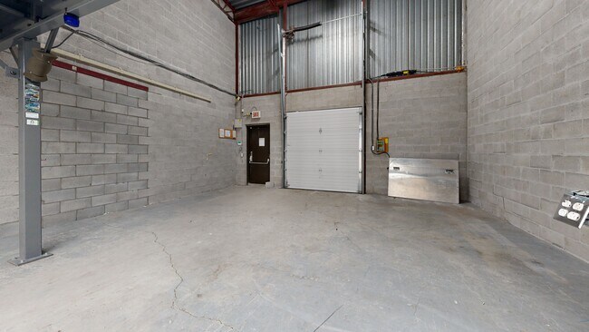 More details for 500-548 Av Meloche, Dorval, QC - Industrial for Lease