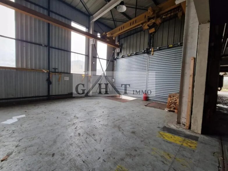 Industrial in Bezons for lease - Interior Photo - Image 2 of 10