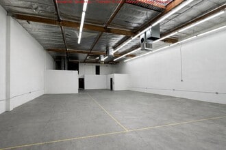 20640 Bahama St, Chatsworth, CA à louer Photo intérieure- Image 1 de 2