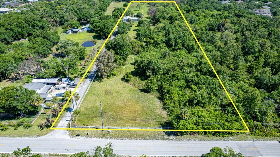 6310 41st St, Vero Beach, FL à vendre - Photo du bâtiment - Image 3 de 43
