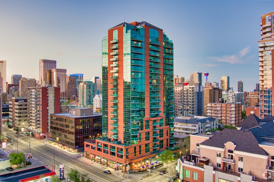 1436 8th St SW, Calgary, AB for sale - Primary Photo - Image 1 of 1