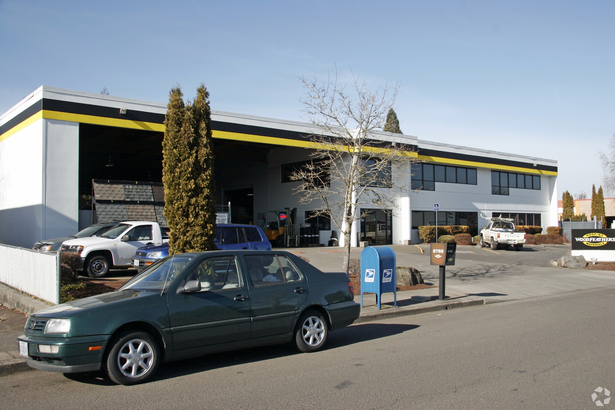 6789 SW 111th Ave, Beaverton, OR for lease Primary Photo- Image 1 of 20