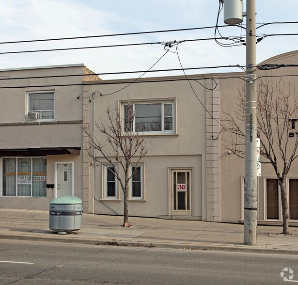 2843 Kingston Rd, Toronto, ON à vendre - Photo principale - Image 1 de 1