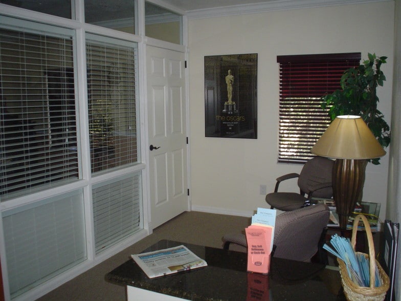 1400 W Oak St, Kissimmee, FL for sale - Building Photo - Image 3 of 3