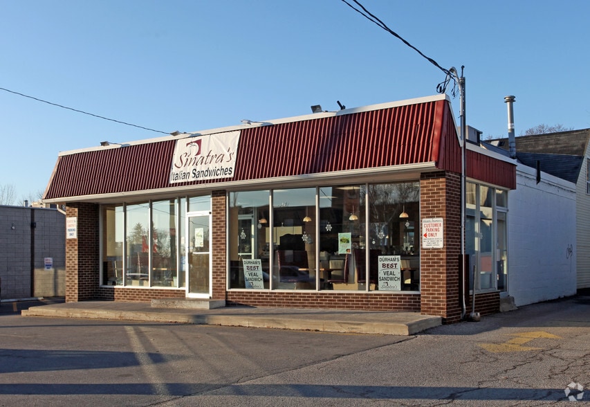 944 Simcoe St N, Oshawa, ON for lease - Building Photo - Image 3 of 3