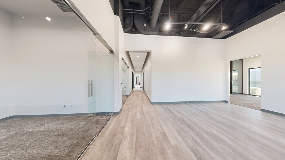 6625 S Valley View Blvd, Las Vegas, NV à louer - Numérisation 3D de Matterport - Image 2 de 17