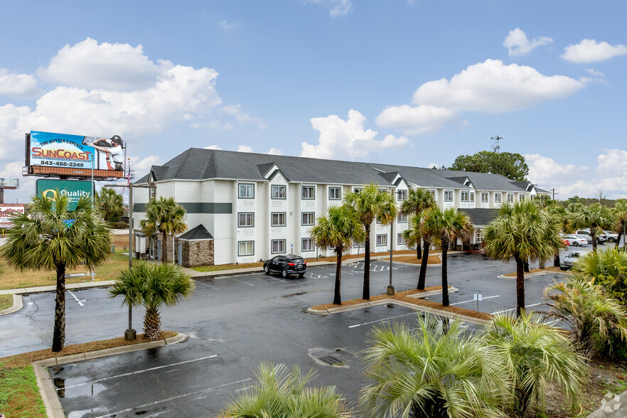 401 Hospitality Ln, Myrtle Beach, SC à vendre - Photo principale - Image 1 de 1