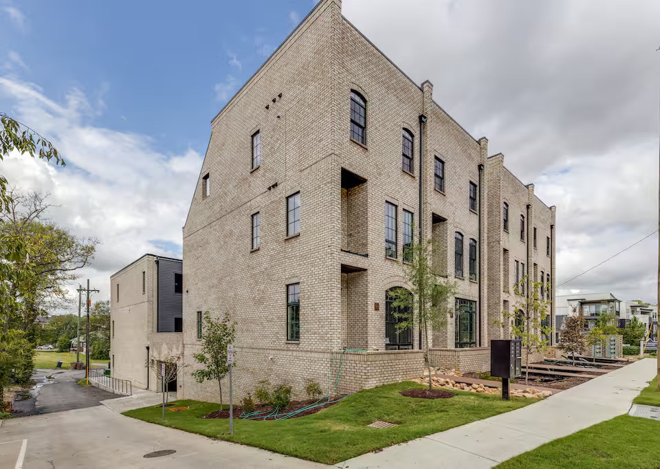 3206 West End Cir, Nashville, TN for sale Primary Photo- Image 1 of 17