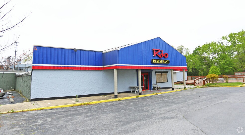 13501 Baltimore Ave, Laurel, MD à vendre - Photo du bâtiment - Image 2 de 6