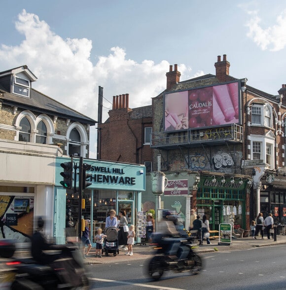 124 Muswell Hill Broadway, London for sale - Building Photo - Image 2 of 7