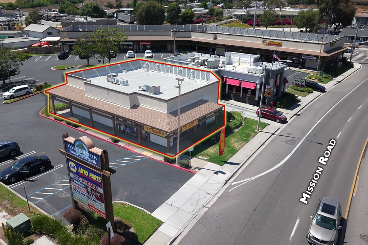 1075-1079 S Mission Rd, Fallbrook, CA for lease Building Photo- Image 1 of 3