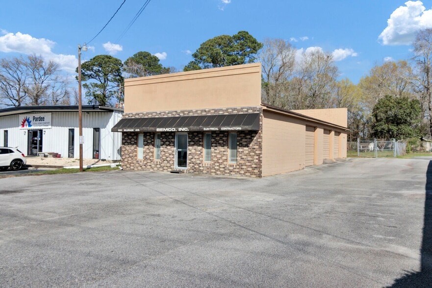 1950 Belgrade Ave, Charleston, SC for lease - Building Photo - Image 2 of 22